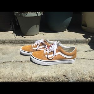 Cumin/True White Old Skool Women’s Vans